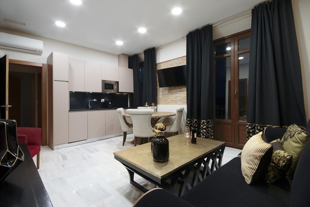 Suites Gran Via Capilla Real Grenada Zewnętrze zdjęcie